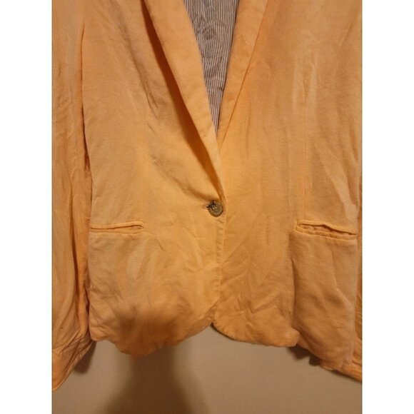 ruby and jenna Women's classic jacket in peach color with one button Size S - Picture 4 of 11